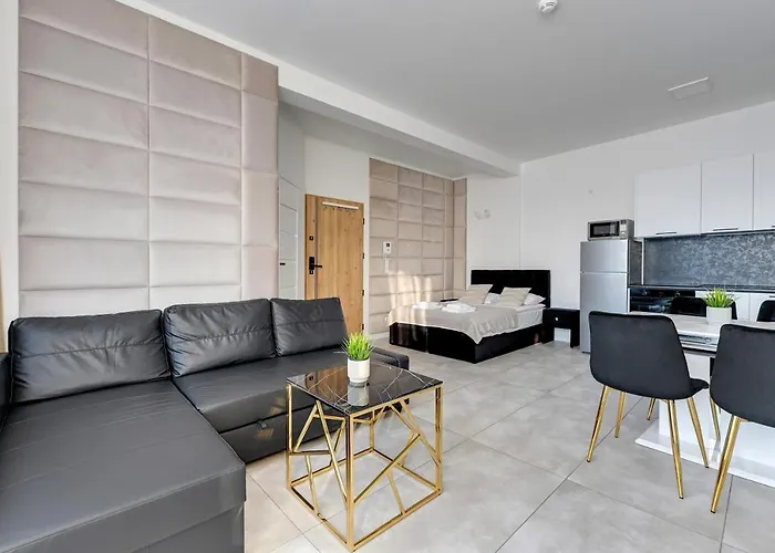 Granaria By Blue Mandarin *